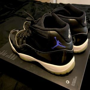 Jordan 11 space jam